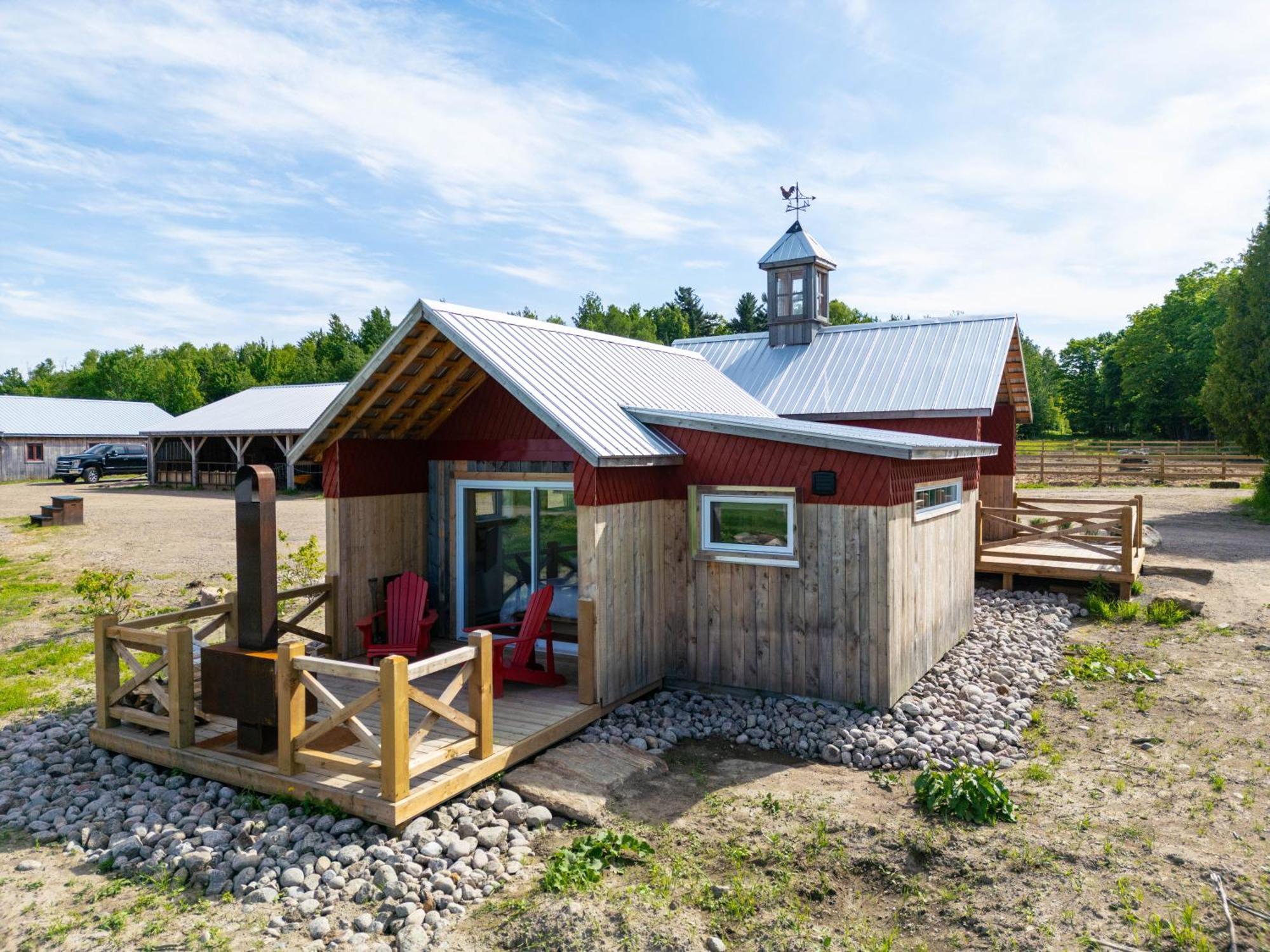 Le Baluchon Eco-Villegiature Saint-Paulin Exterior foto